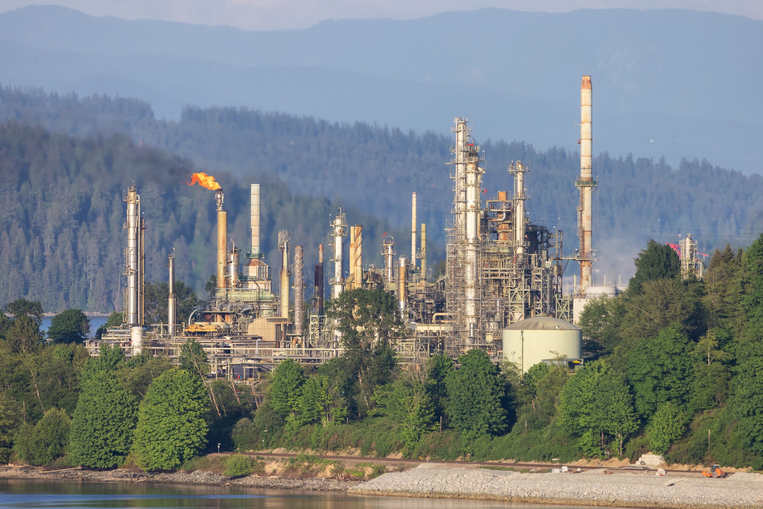 oil refinery plant