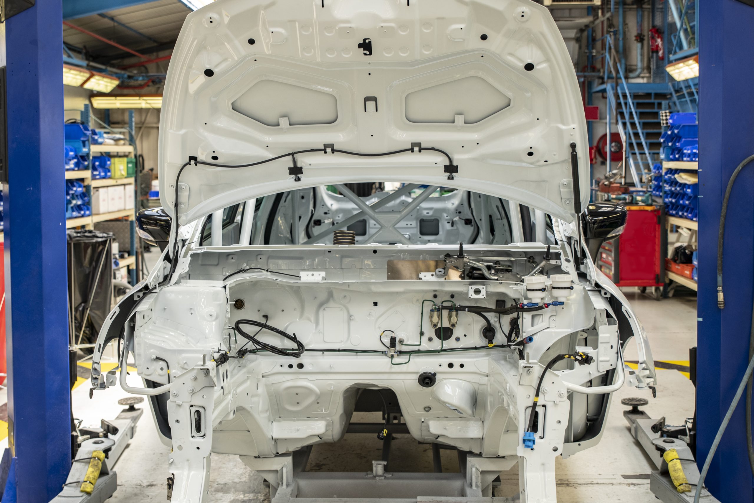 Liquid level sensor applied into an automotive