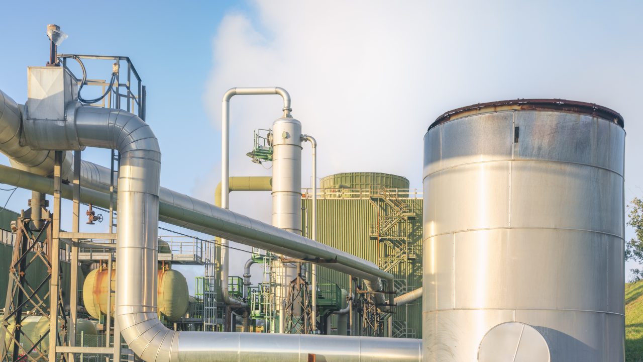 연소 가스 감지를 통해 모니터링되는 발전소의 산업용 가스 배출