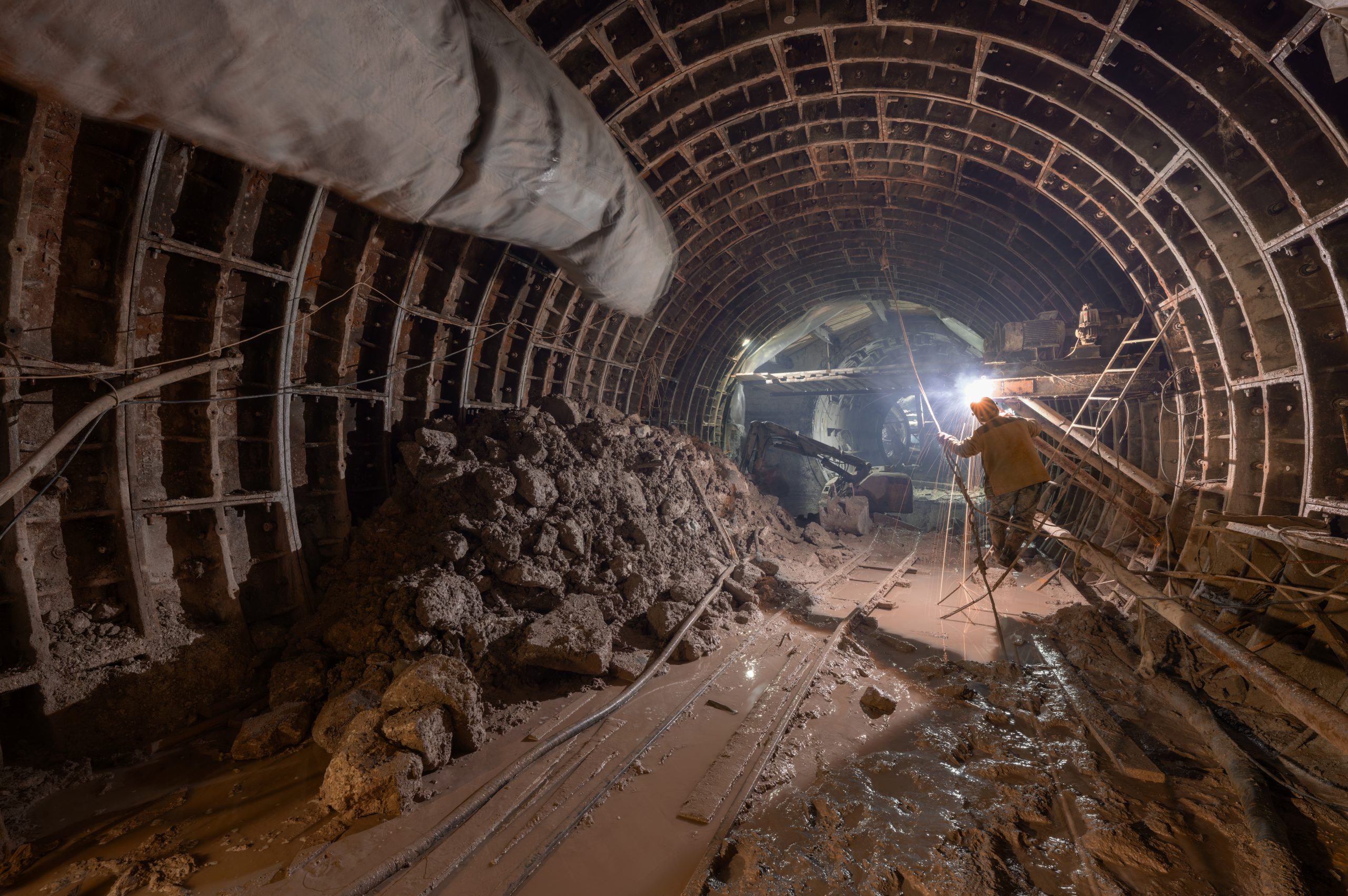 산업용 가스 감지를 통해 모니터링되는 지하 광산 터널