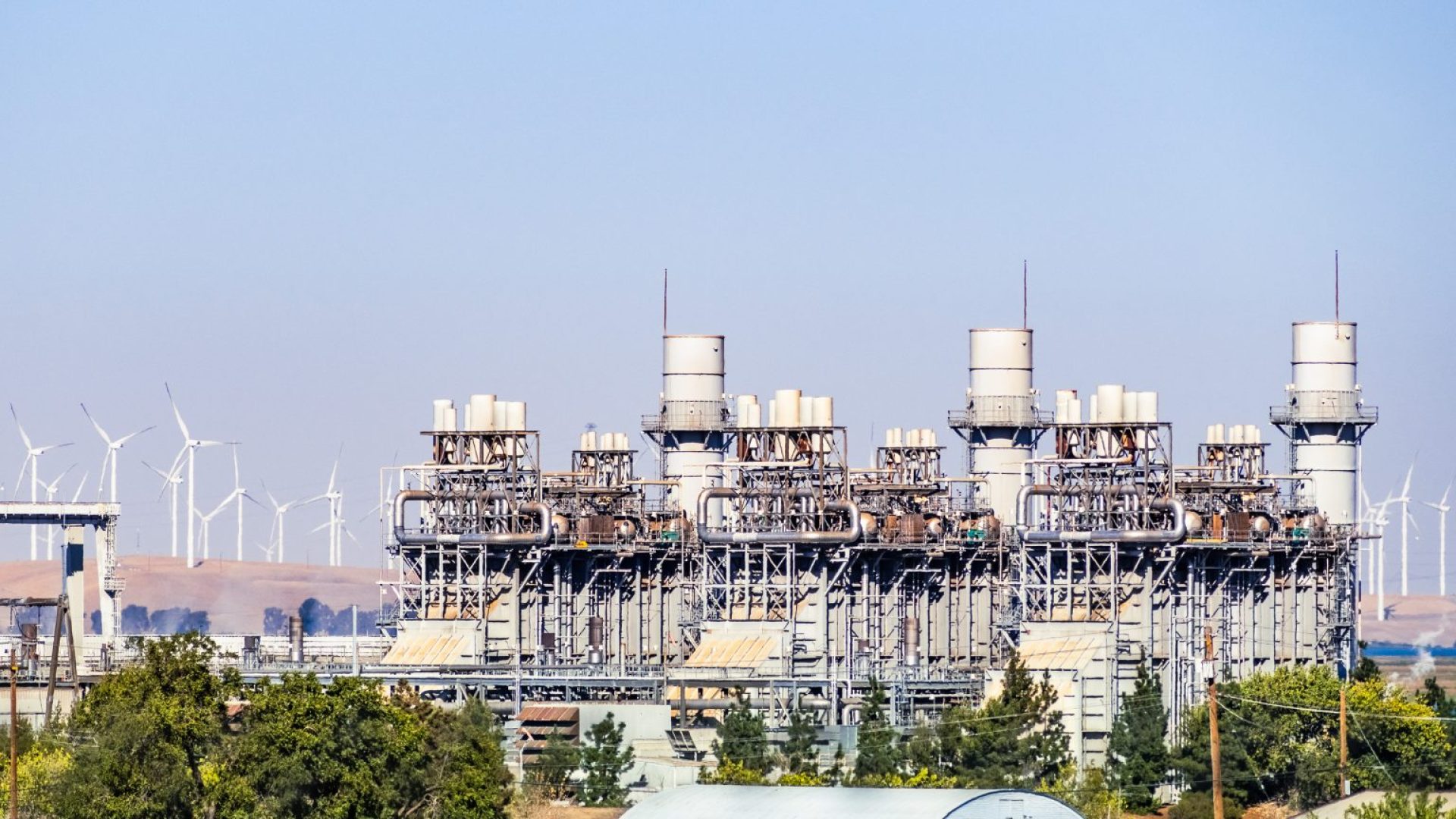 적외선 가스 센서를 사용하여 가스 배출 및 연소 효율을 모니터링하는 데 유용한 유리 제조 용해로